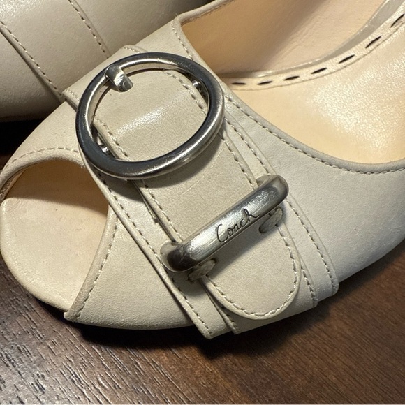 Coach ‘Tatiana’ Burnished Leather Peep-Toe Pumps, Parchment (Cream color) Size 7 - Picture 4 of 10